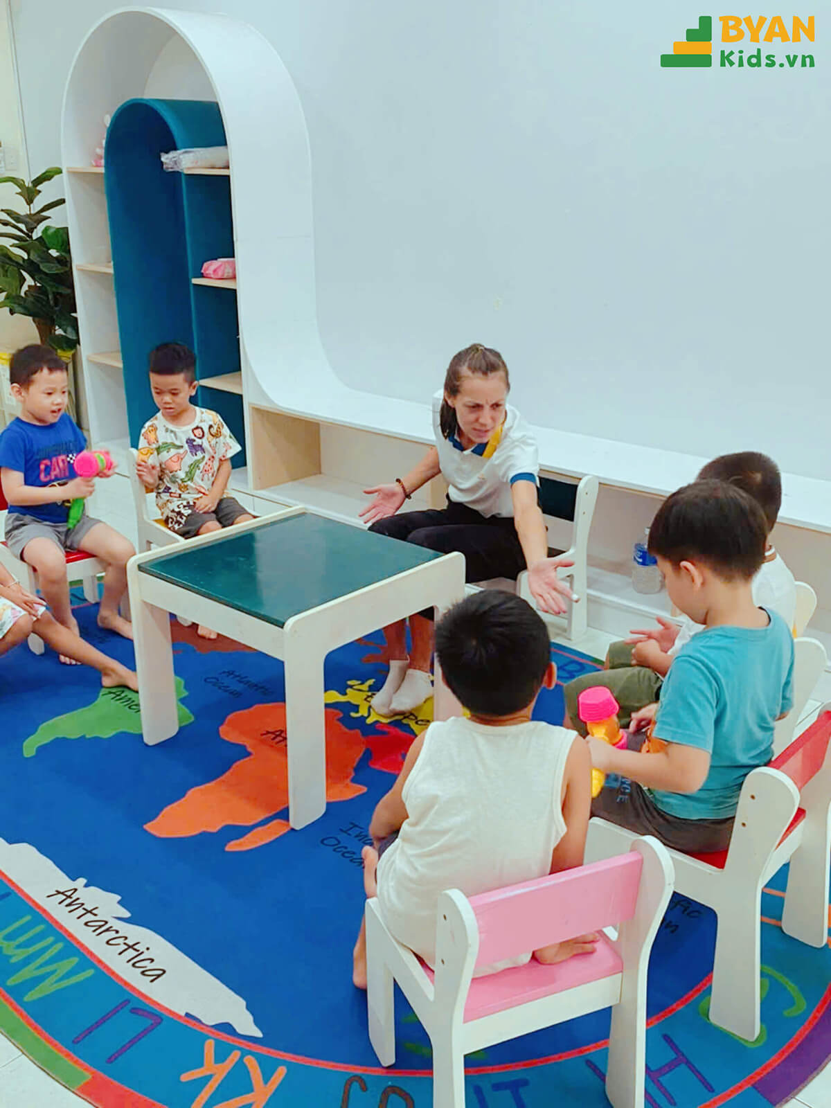 Byan_Kids_Activity_Be_Hoc_Tieng_Anh_thong_qua_tro_choi_Guess_Animal_Sounds_7
