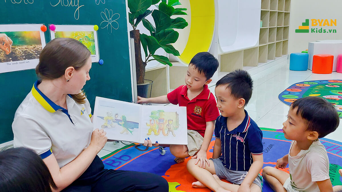 Read_Story_Be_hoc_tieng_anh_qua_truyen_tranh_Byan_Kids_2_(1)