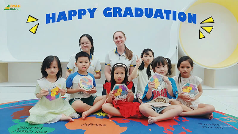 CHÚC MỪNG LỚP CHICK-4 HOÀN THÀNH KHÓA HỌC TẠI ANH NGỮ BYAN KIDS